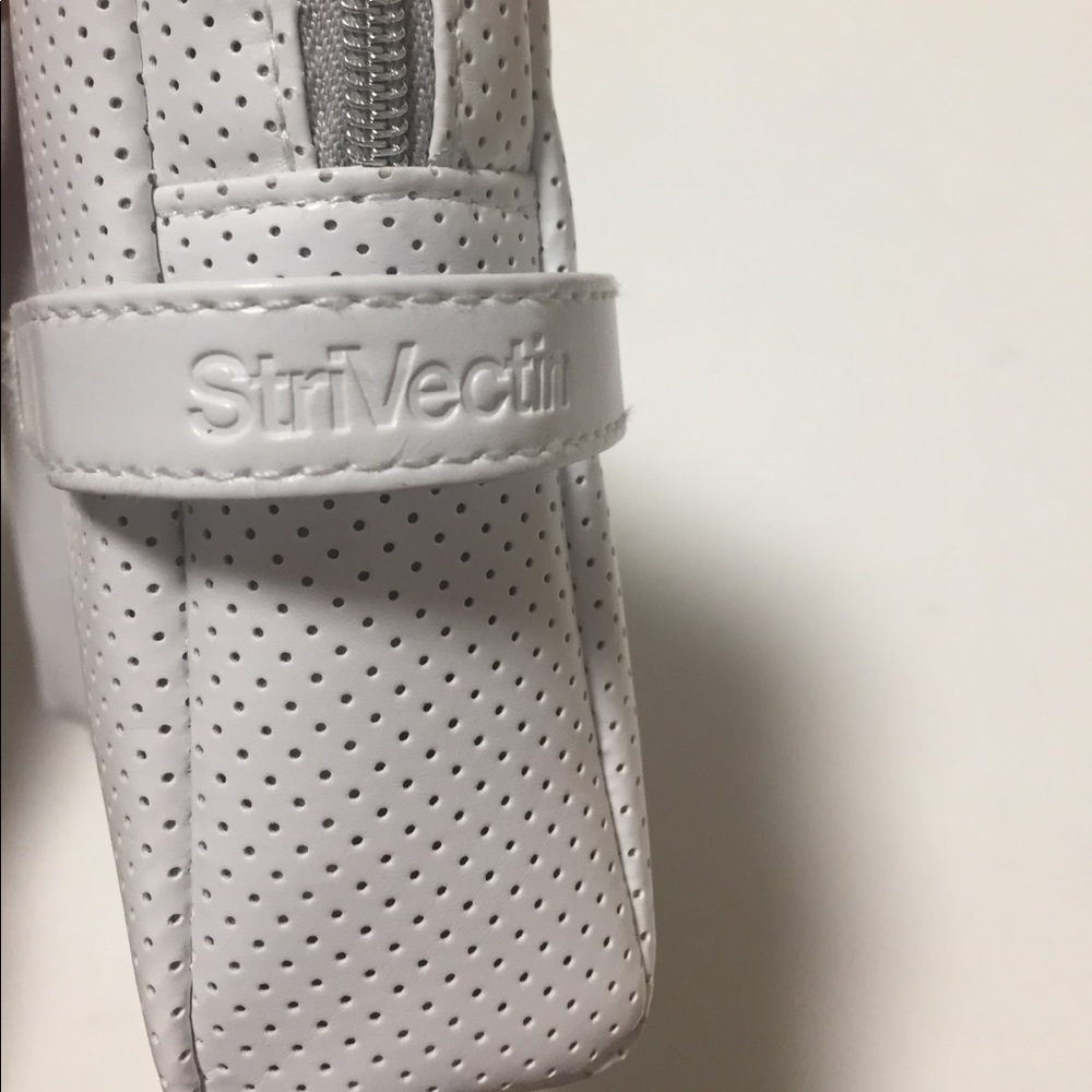 StriVectin case - Picture 3 of 4